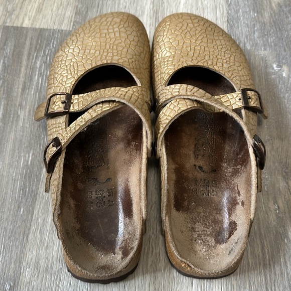 Leather Birkenstock shoes 👟 - Picture 3 of 7